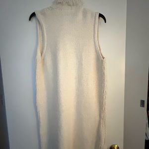 Long knitted vest